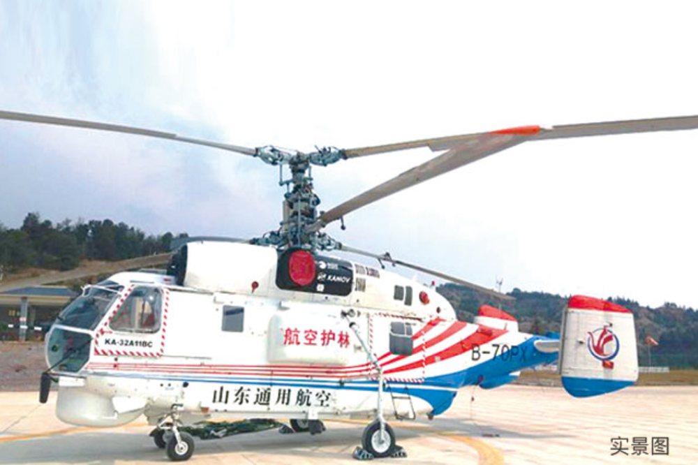 KA-32雙發(fā)直升機(jī)