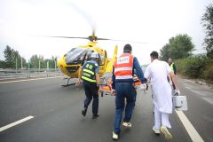 新黃河：地空聯(lián)合！山東高速進行全國首例雙架直升機高速公路救援清障演練